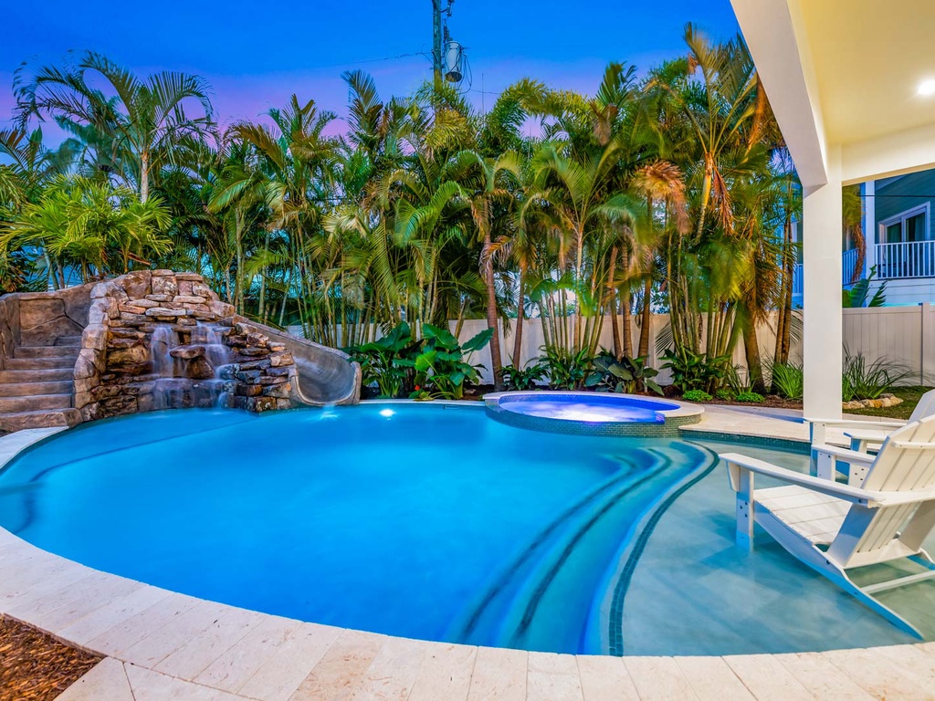 Private Pool and Spa