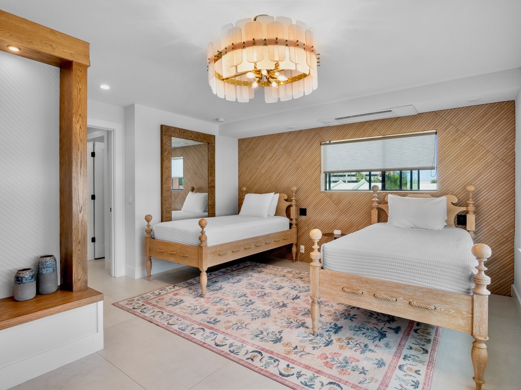 Fourth Bedroom, Two Twin beds