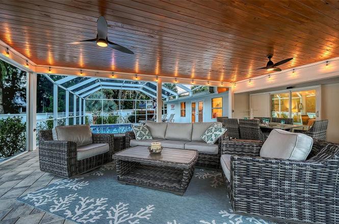 Private Pool and Outdoor Lounge Area