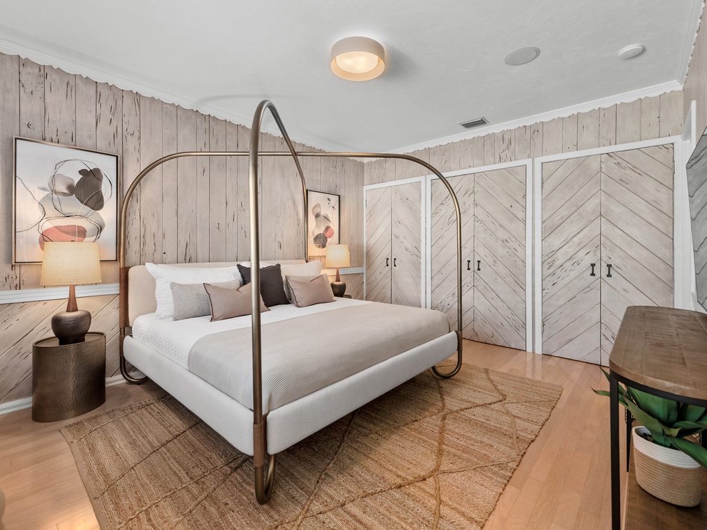 Primary Bedroom - King
