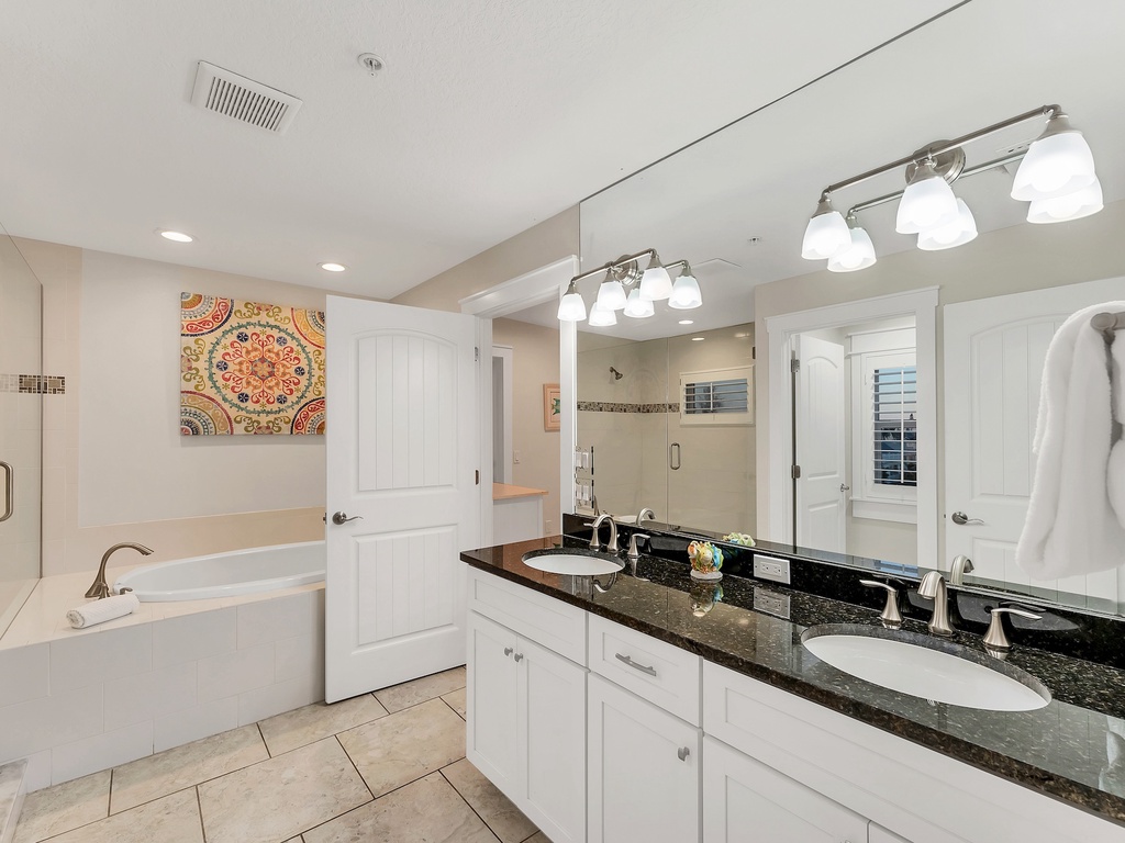 Second Bathroom, Ensuite