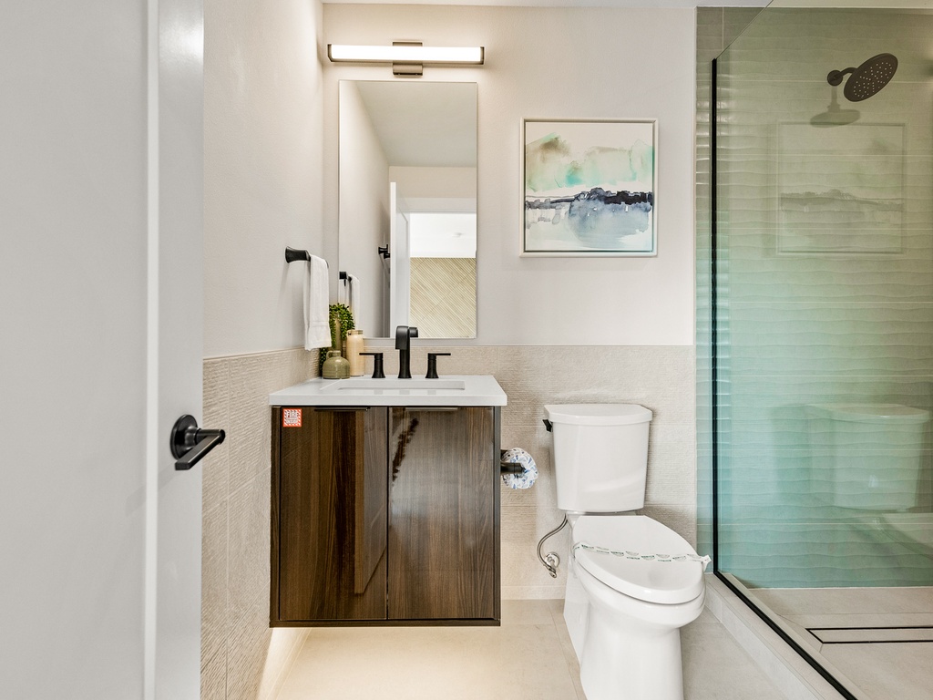 Fourth Bedroom, Ensuite Bathroom