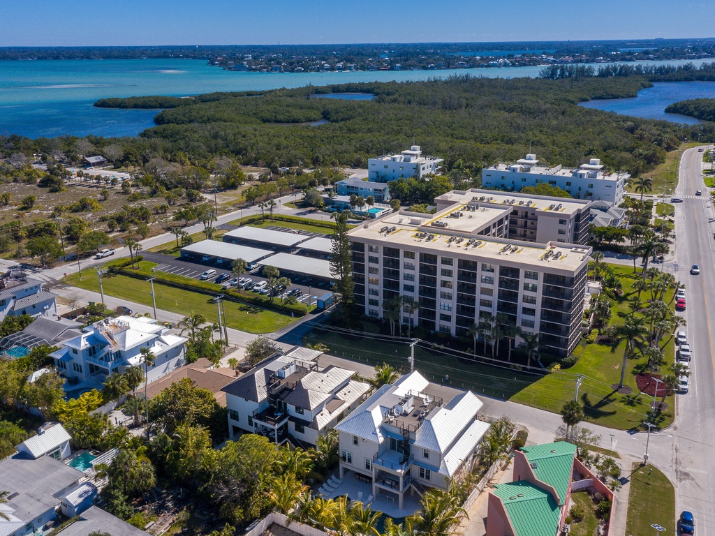 Aerial View - Big Kahuna by Lido Key Vacations