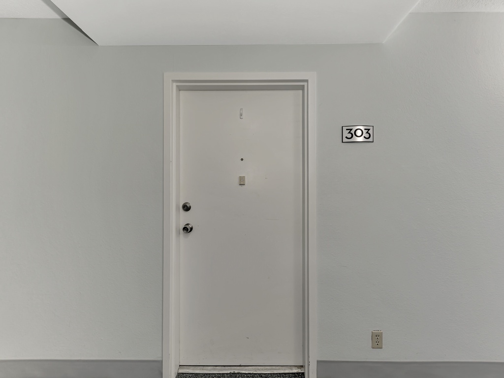 Private Entrance