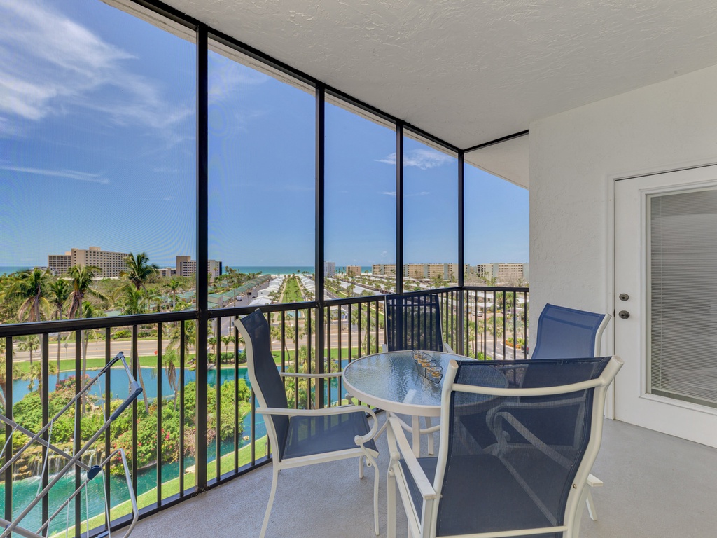 Private screened-in balcony