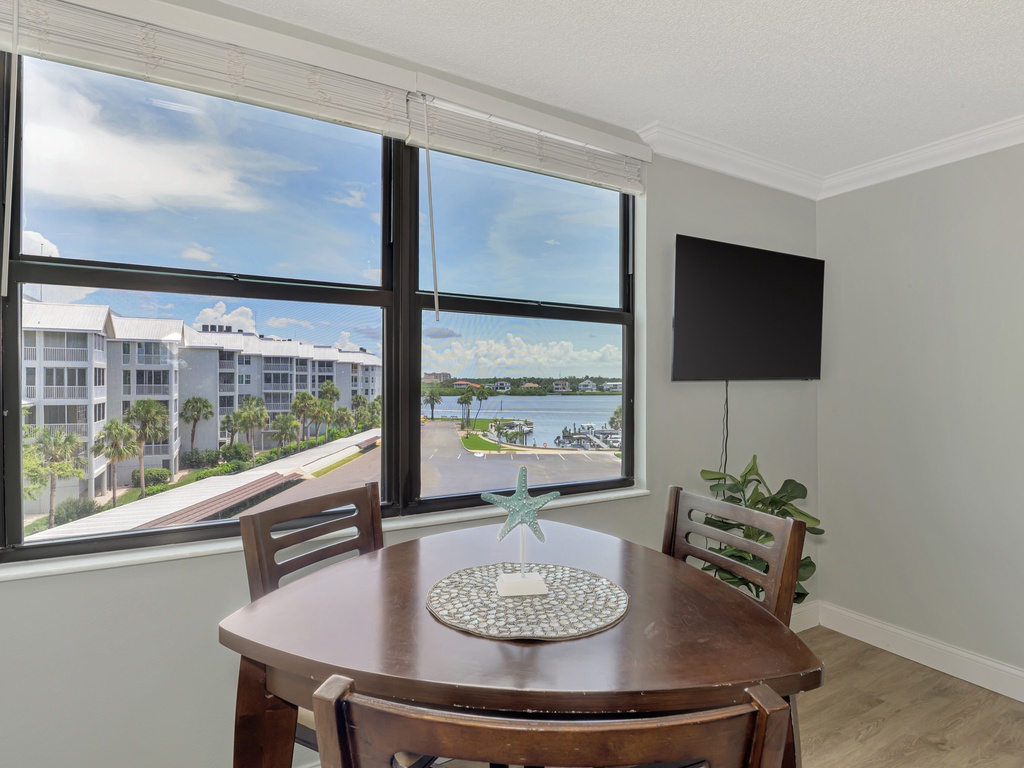Bonus Room with Views