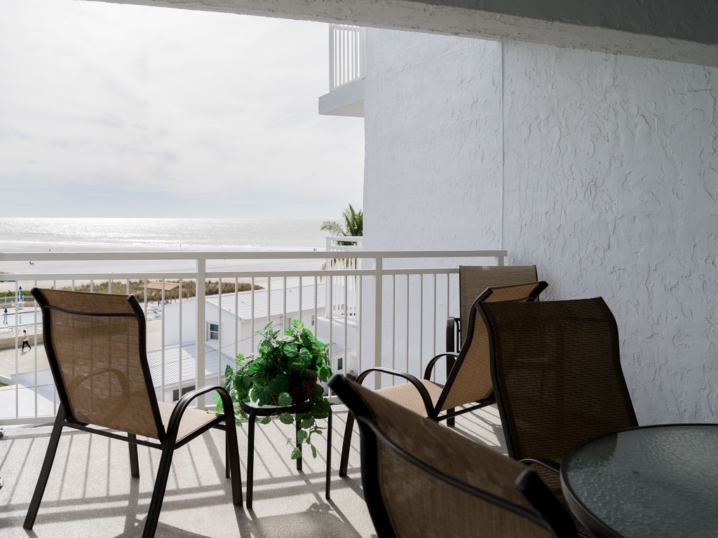405 balcony 2