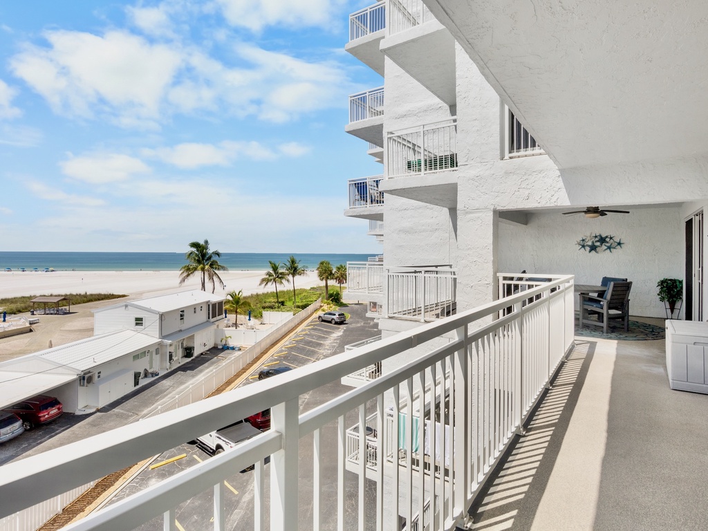 Jamaica Royale 405 by Tropical Sands Accommodations