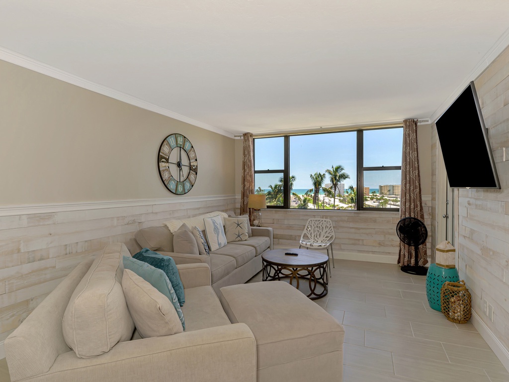 Living Room, Queen and Twin pull-out beds