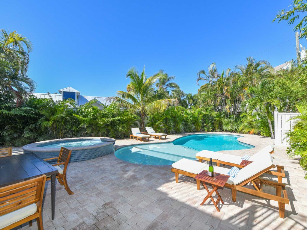 Outdoor Dining with a View