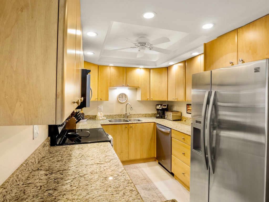 Harbor Towers Unit 415 by Tropical Sands Accommodations