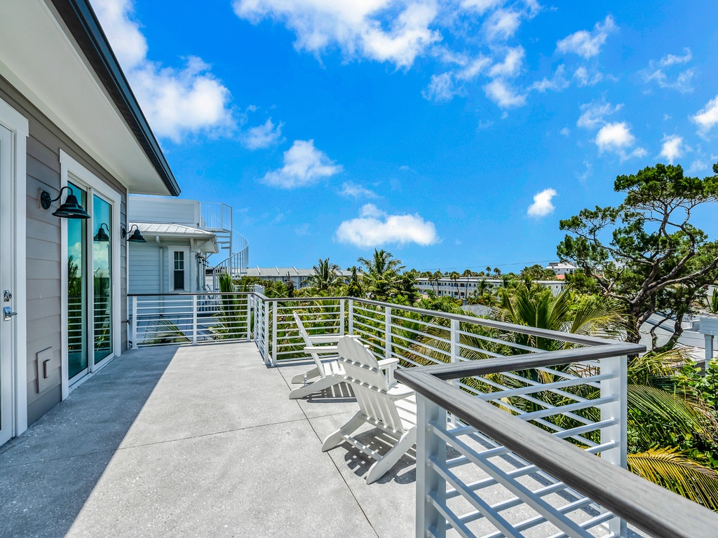 Deck, 3rd floor