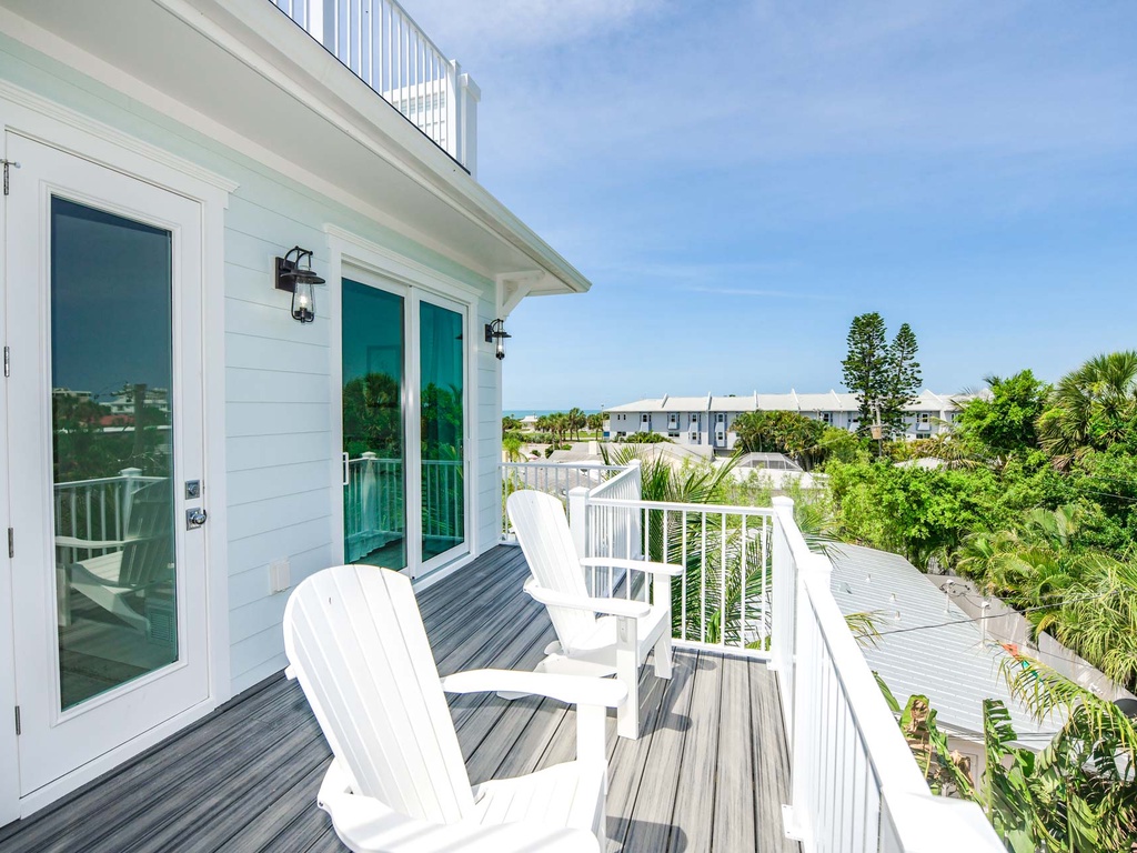 3rd Floor Balcony