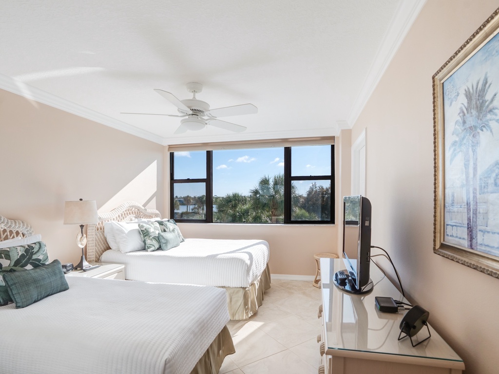 Harbor Towers Unit 330 by Tropical Sands Accommodations