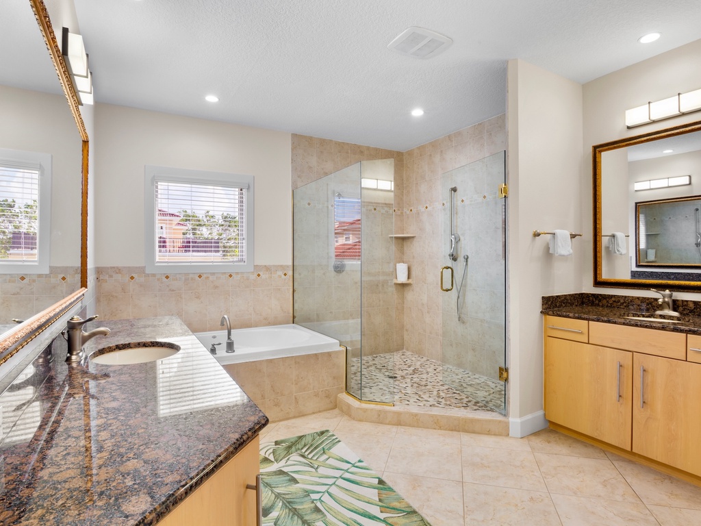 Primary Bathroom, Ensuite