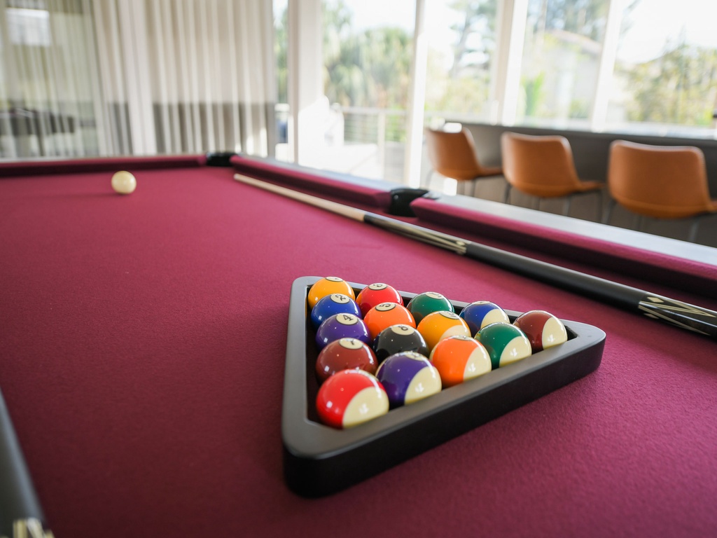 Pool Table - 'Rack Em'