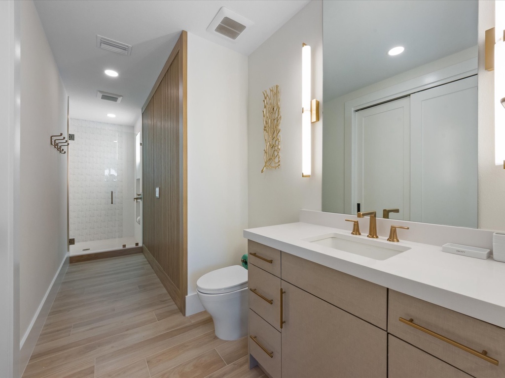 Fifth Bathroom, Ensuite
