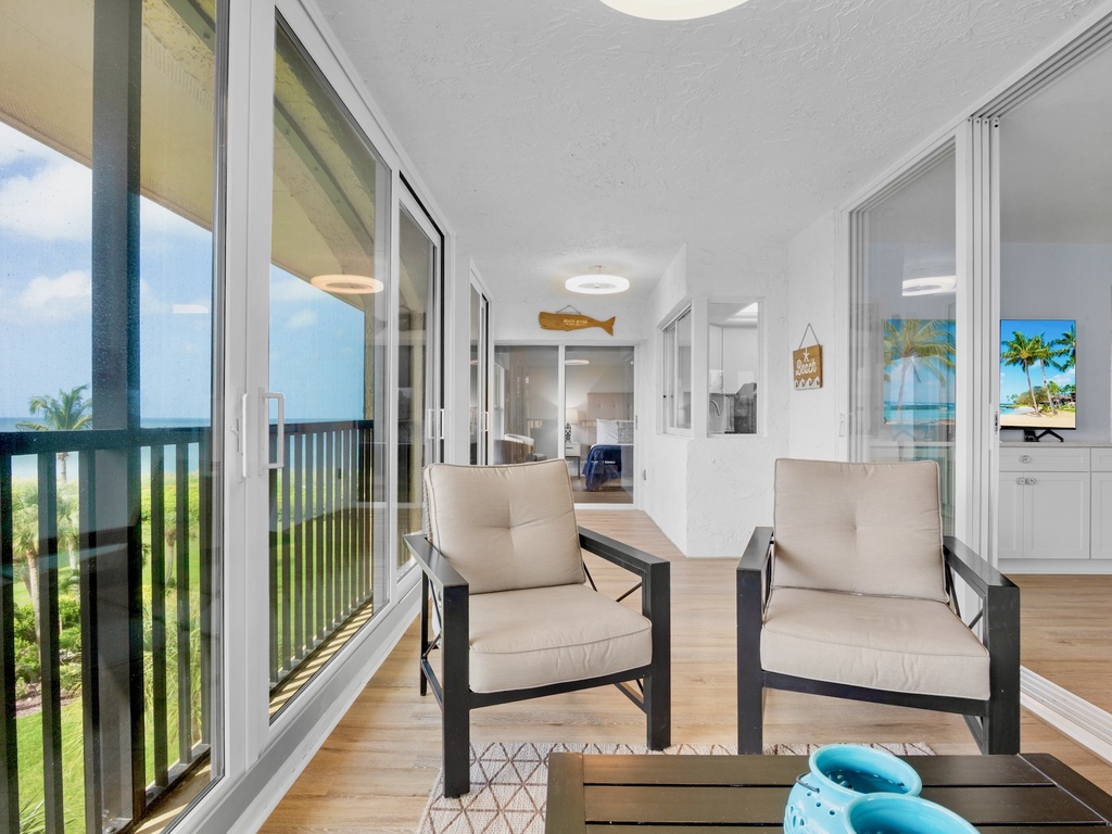 Balcony Seating