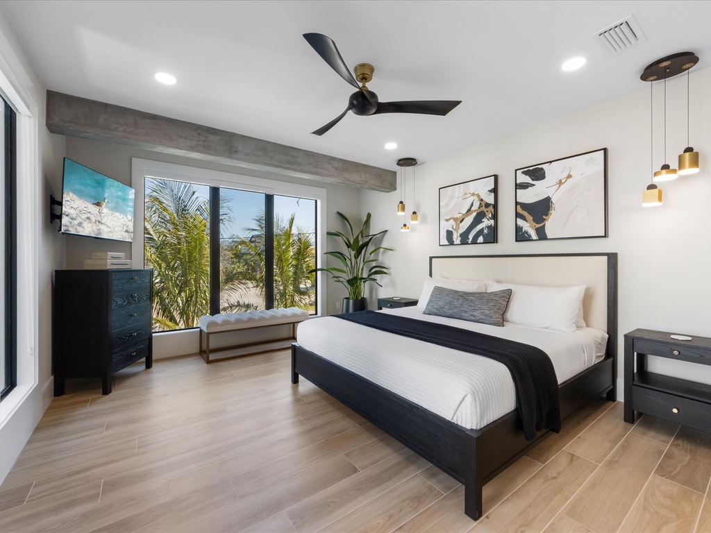 Primary Bedroom, King