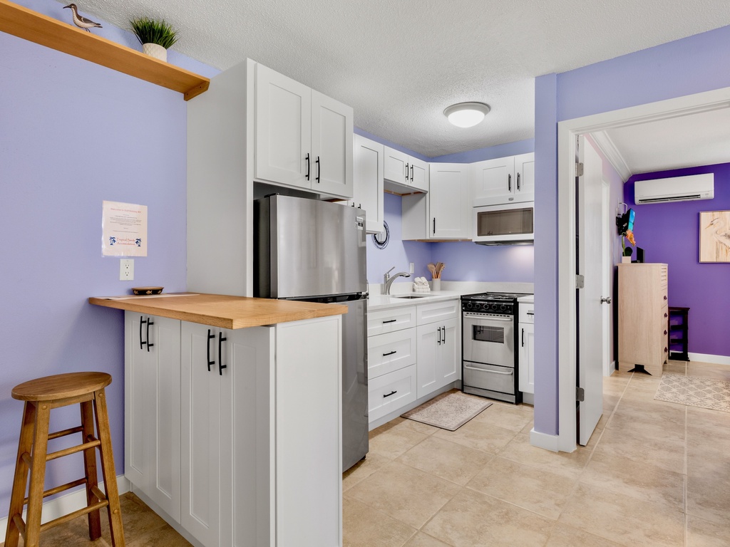 Fully equipped kitchen