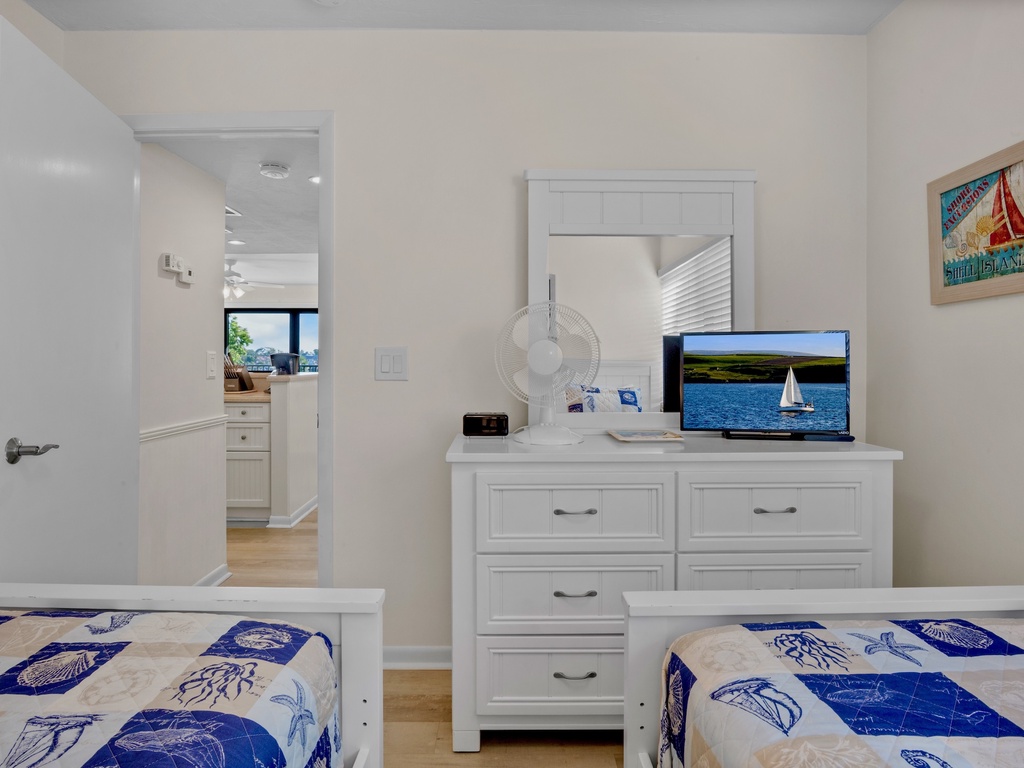 Midnight Cove II Unit 333 by Tropical Sands Accommodations