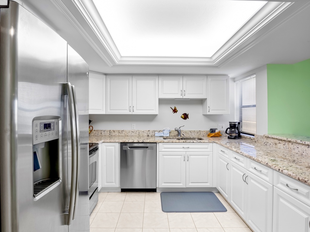 Midnight Cove II 220D