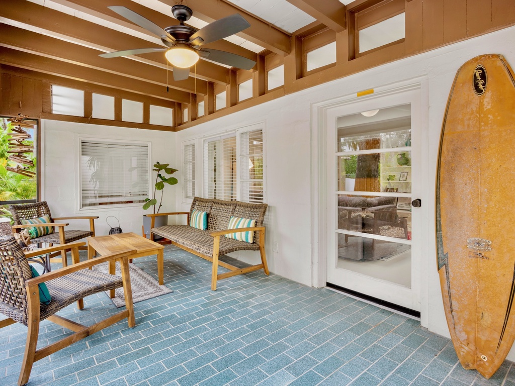 Guest House, Patio