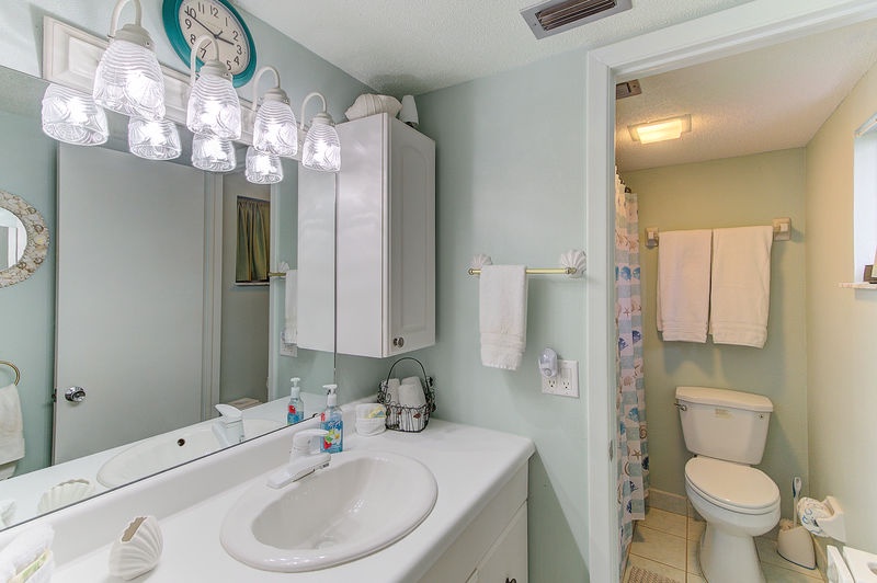 Primary Bedroom, Bathroom