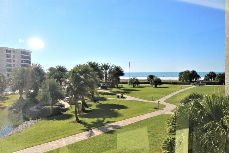 Gulf and Bay Club- E204