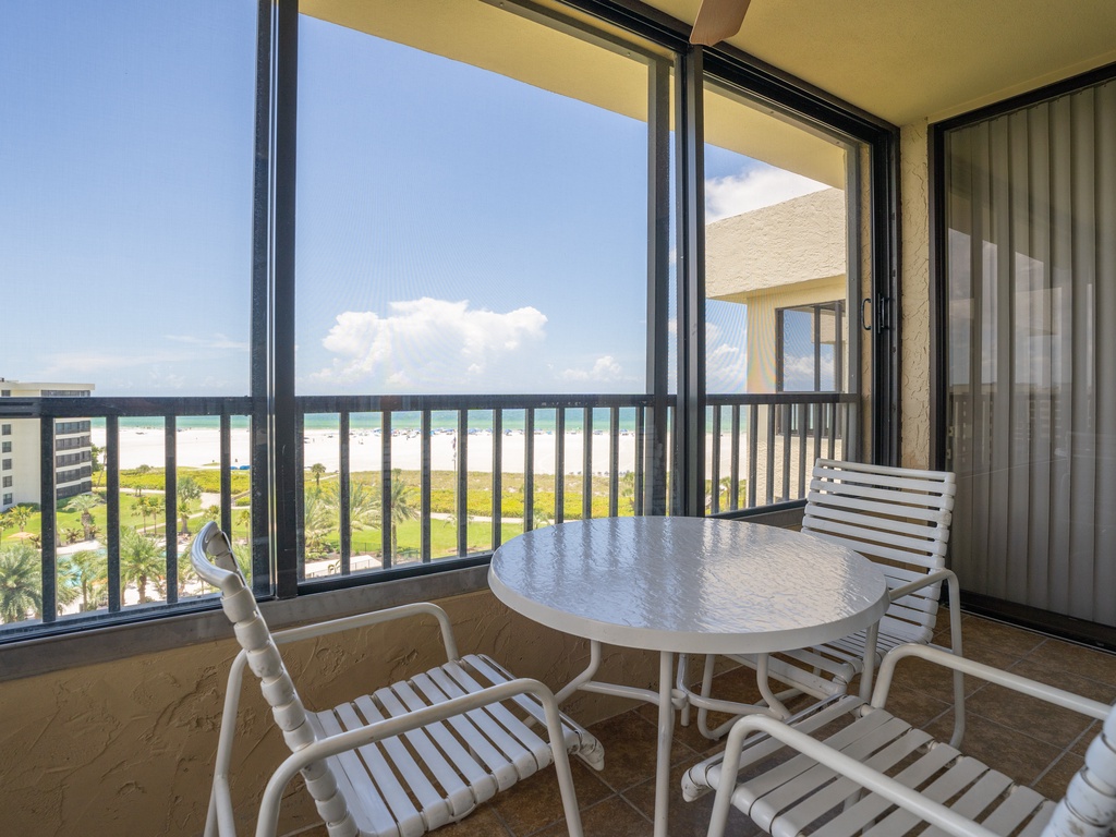 Gulf and Bay Club- E705