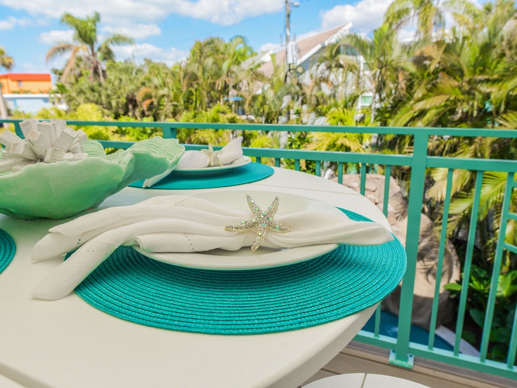 Beautiful beach themed décor