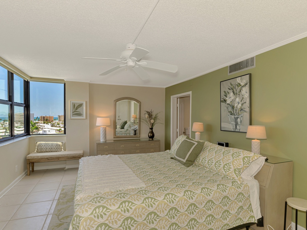 Primary Bedroom, King