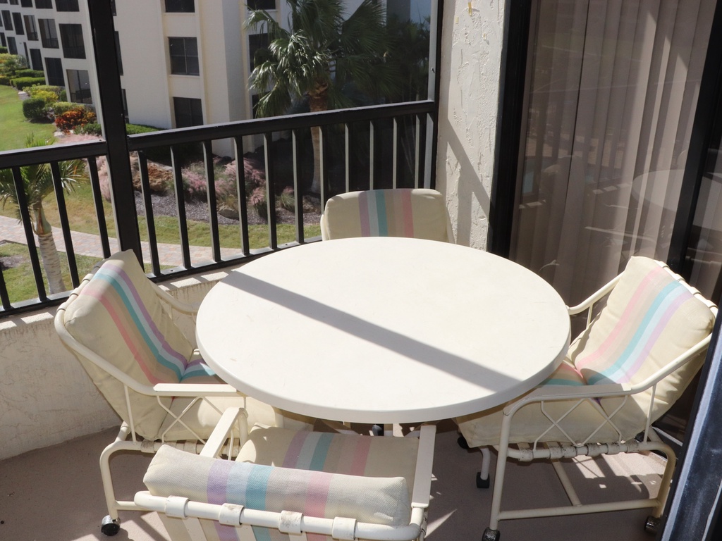Private Lanai