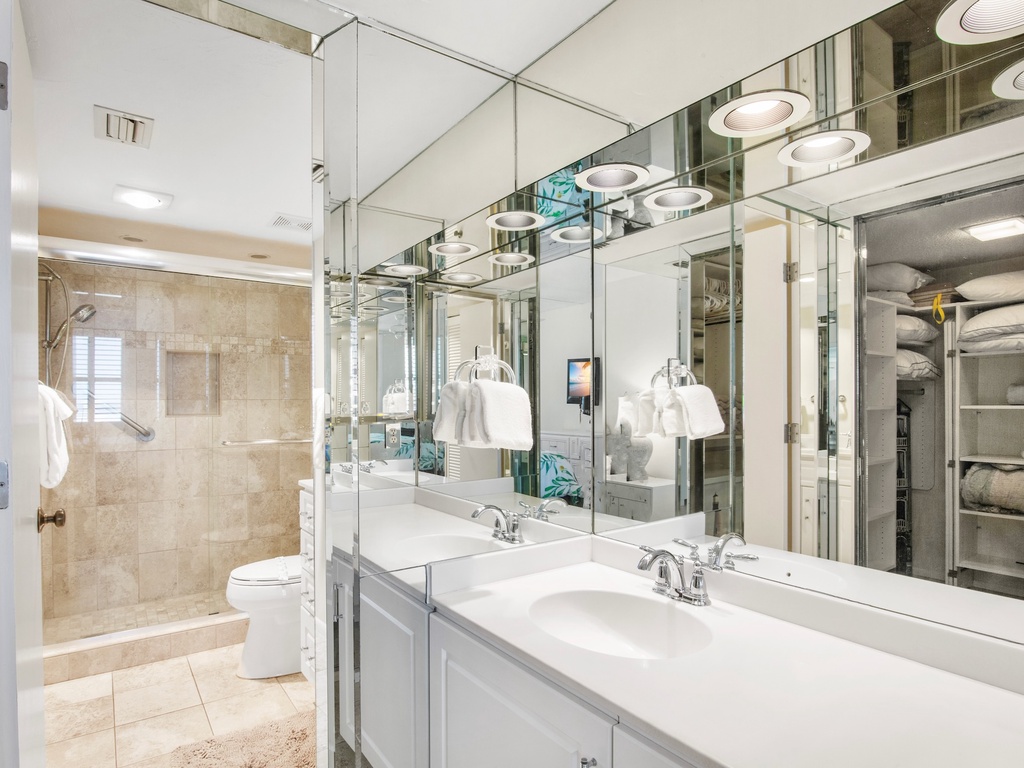 Primary Bathroom, Ensuite