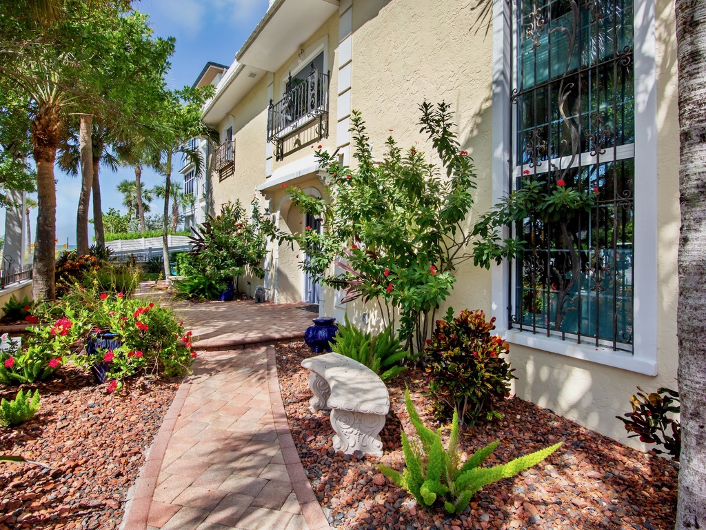 Casa Siesta by Siesta Key Luxury Rental Properties
