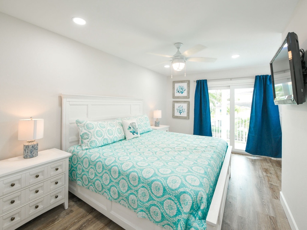 West Unit - Primary Bedroom - King