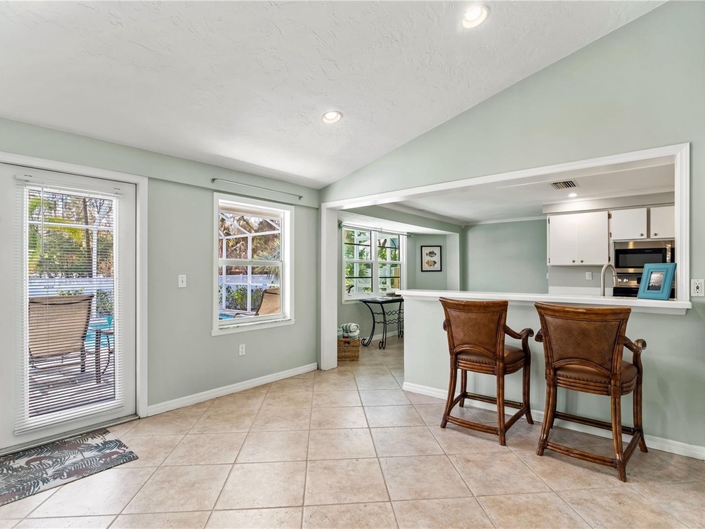 Kitchen island with spacious countertop