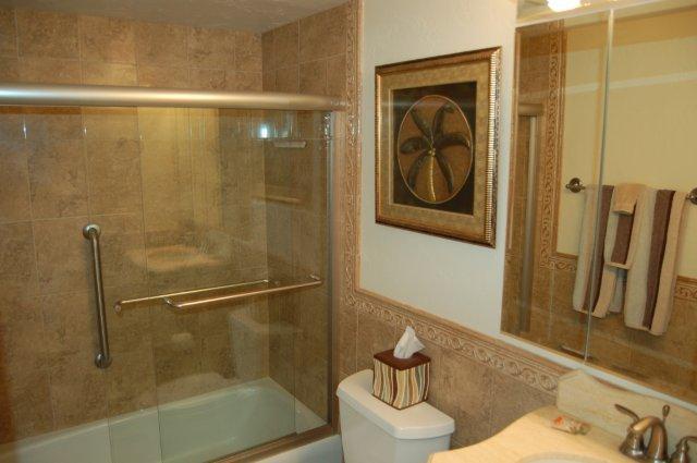 Primary Bedroom, Ensuite Bathroom