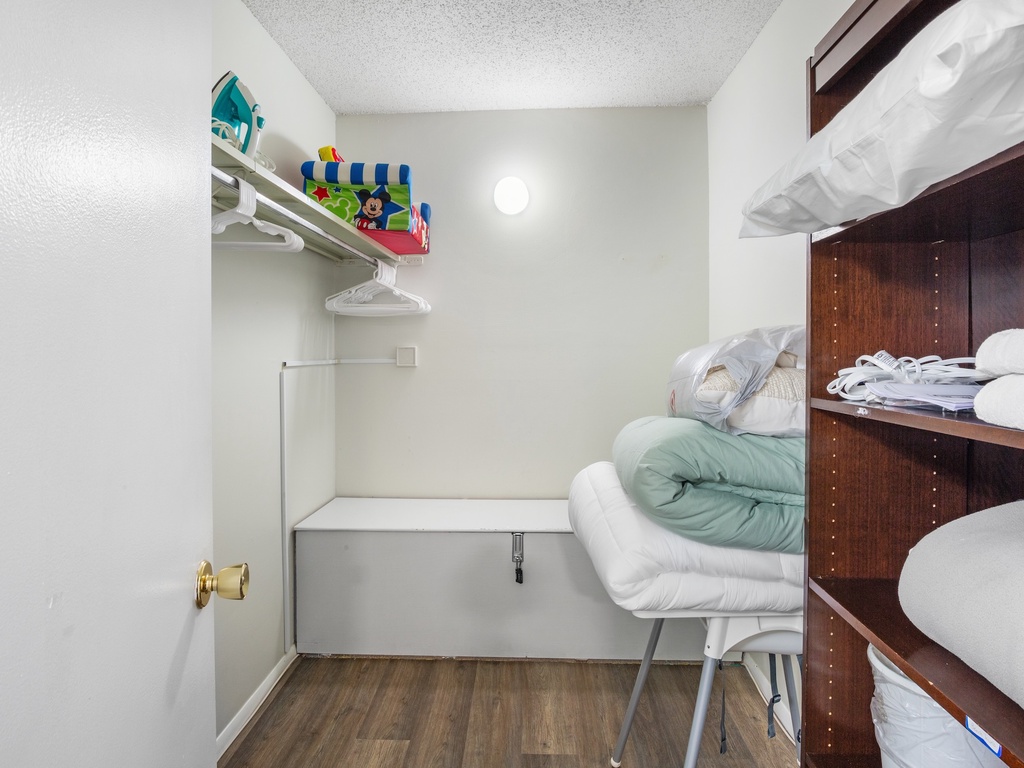Primary Bedroom, Closet