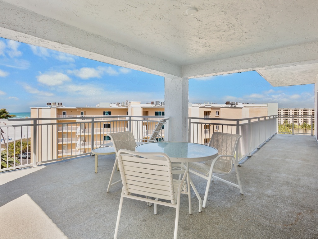 Jamaica Royale 606 by Tropical Sands Accommodations