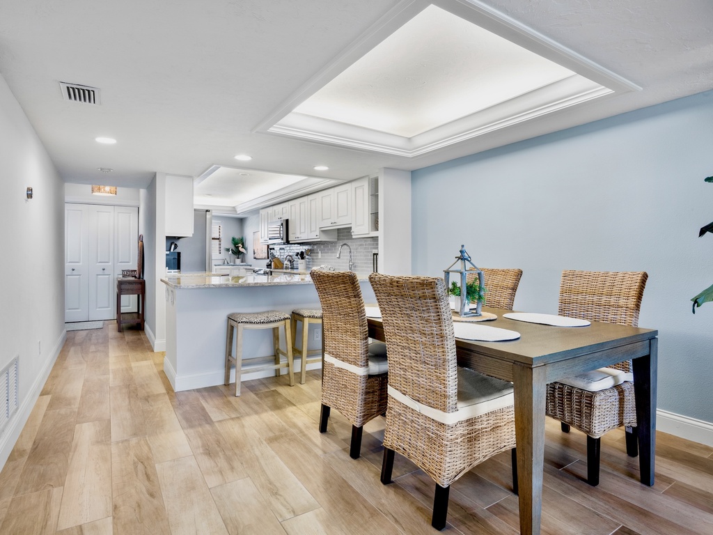 Gulf and Bay Club C607 by Tropical Sands Accommodations