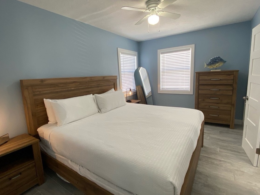 Primary Bedroom, King bed