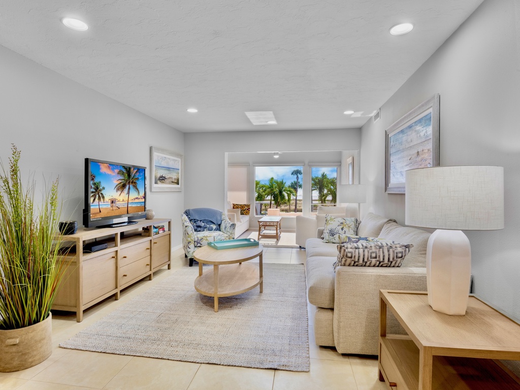 Sunset Royale 208 by Tropical Sands Accommodations