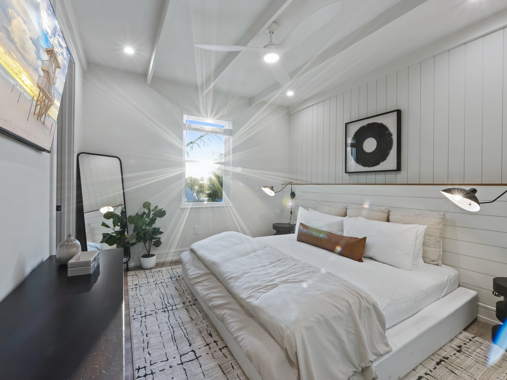 Third Bedroom - King