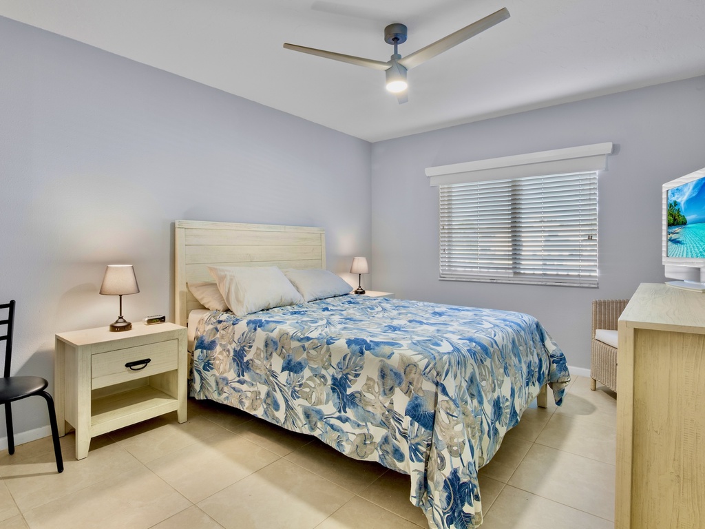 Sunset Royale 208 by Tropical Sands Accommodations