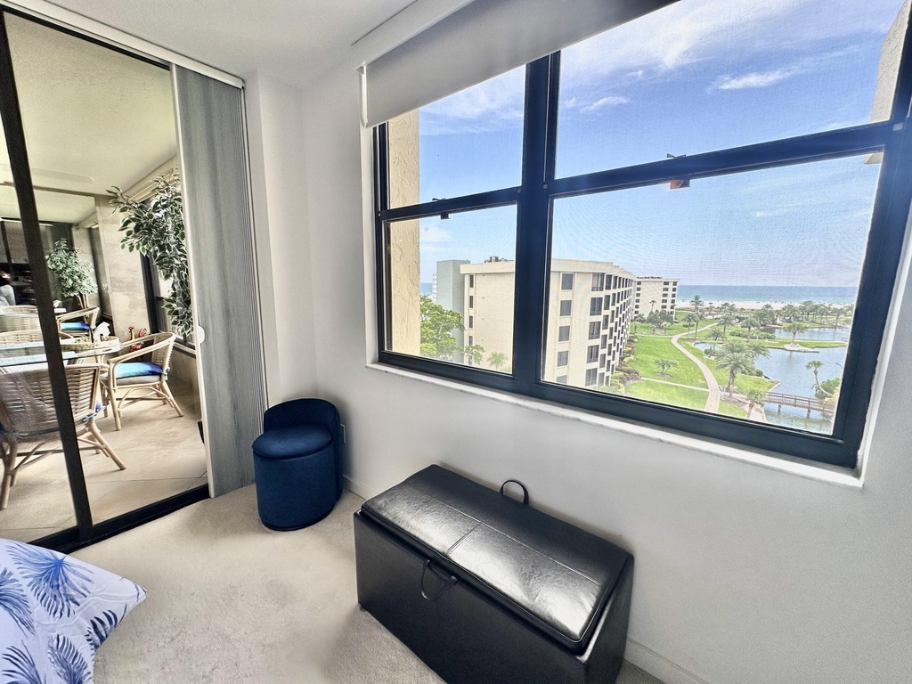 Gulf and Bay Club C702 (11)