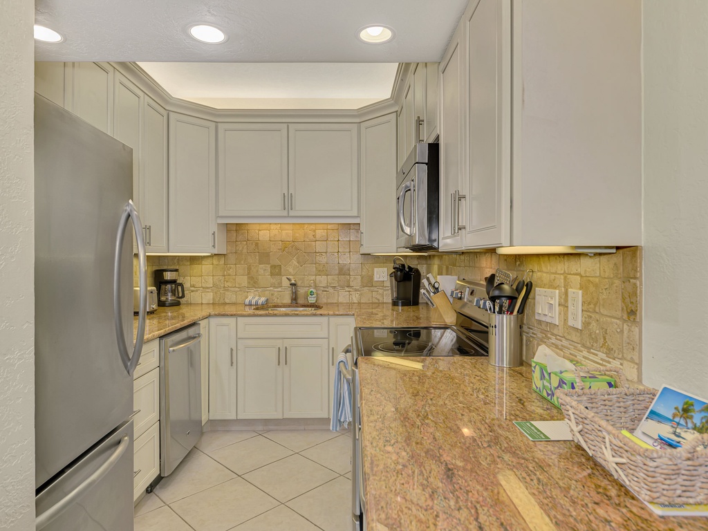 Fully equipped kitchen