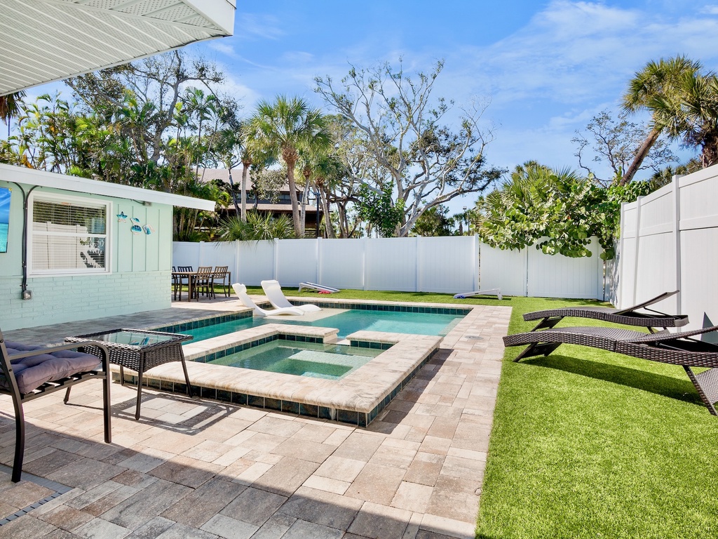 Outdoor Patio with Pool, Spa, and seating