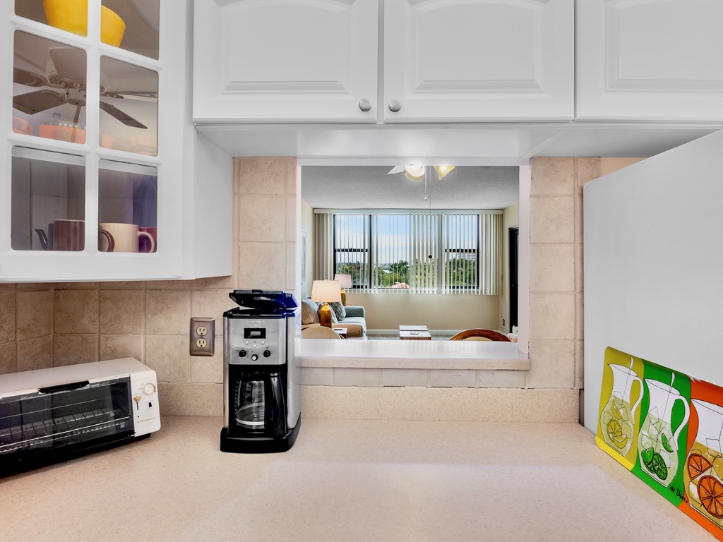 Harbor Towers Unit 501 by Tropical Sands Accommodations