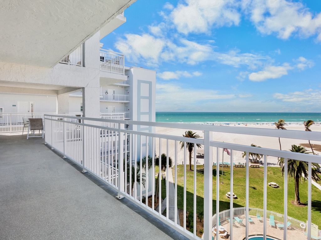 Jamaica Royale 606 by Tropical Sands Accommodations